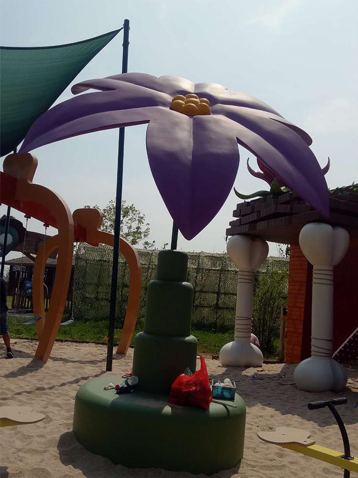 塑料兒童游樂園設(shè)備